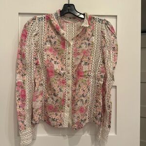 Loveshackfancy pink and white lace blouse. Size XS.  Pink floral.